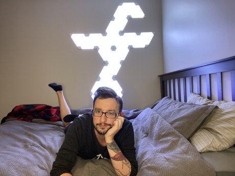 Michael Hendrix beautiful model gallery