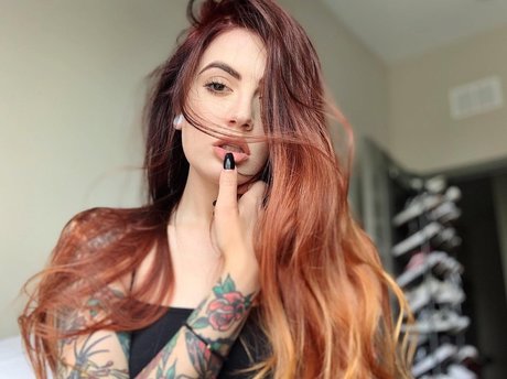 sk8ergrl69 star naked img