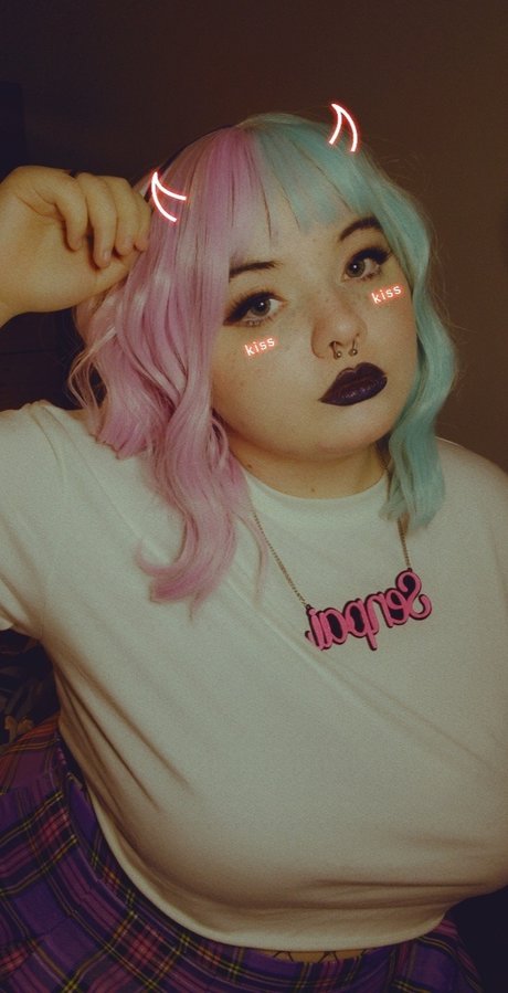 AmyRetired nude star pic