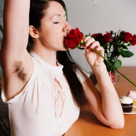 hairy legs onlyfans erotic image