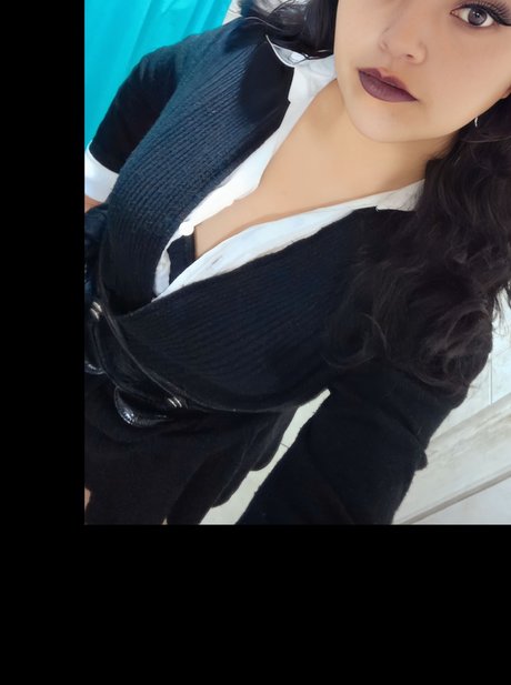 Paola y Carlos high quality actress img