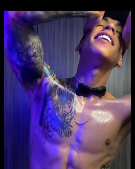 Cesar Martinez95_ art actress pic