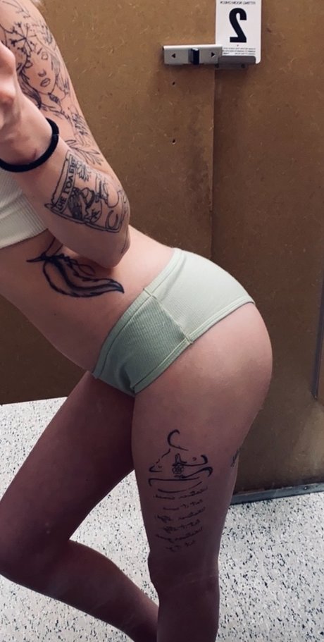 Milf And Cookies_ art model pics