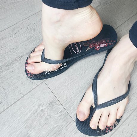 Miss Elise actress picture