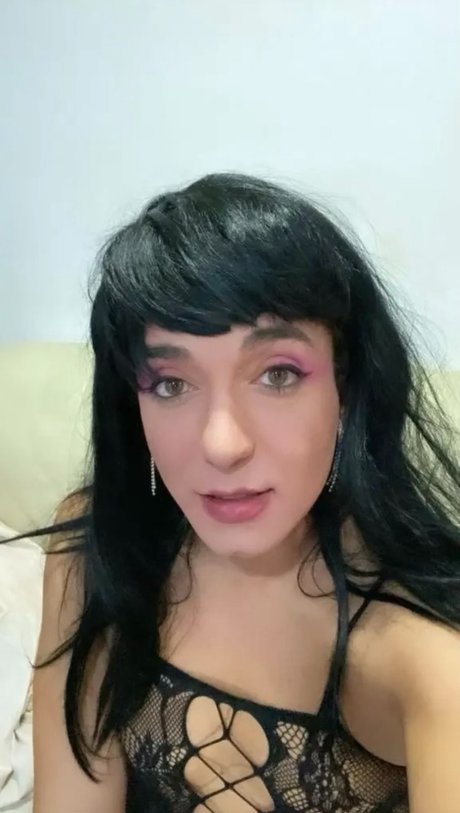 Miss Chloe in the Sky nude model images