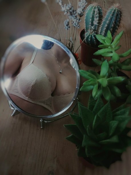 Jigglyonyx porn star images