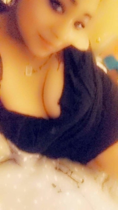 Abby Kay hot actress photo