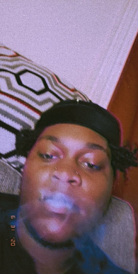 Mikail model nudes pic