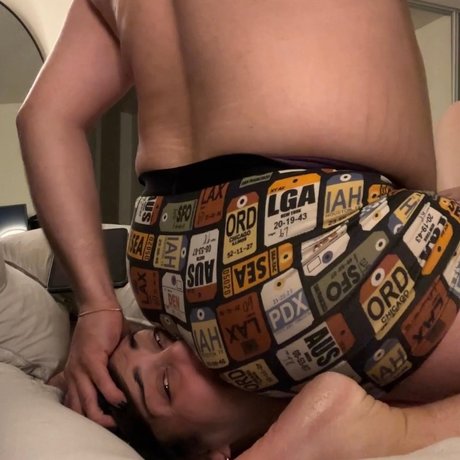 seat_ nude star archive