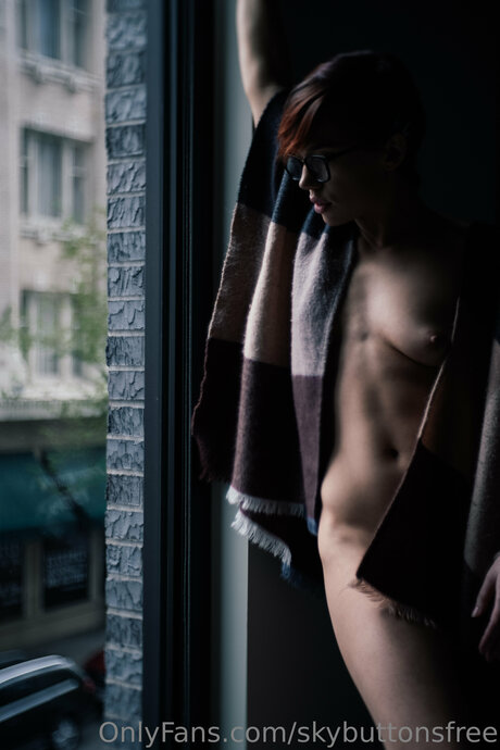 Jesse Luck Free Page_ exclusive star image