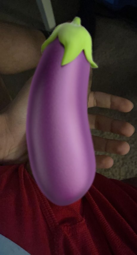 Givenchy Kaleb pretty actress image