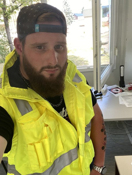 Meinhart Esror hd actress photos