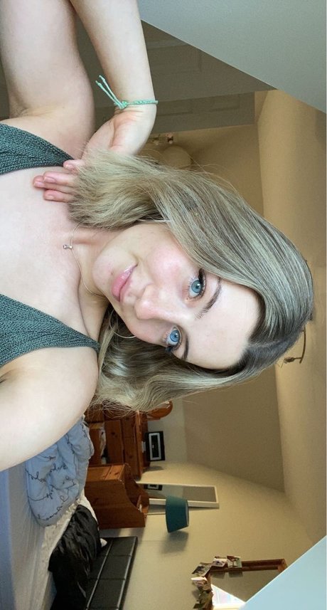 Jessica Hughes model adult pics