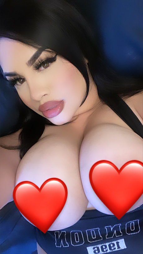 Mamiiii model porn pictures