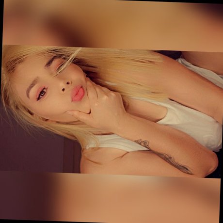 Yudi Alejandra Lozada pornographic model gallery