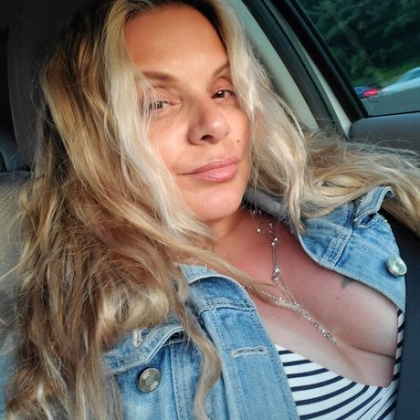 Highheelgoddess xxx pornstar photo