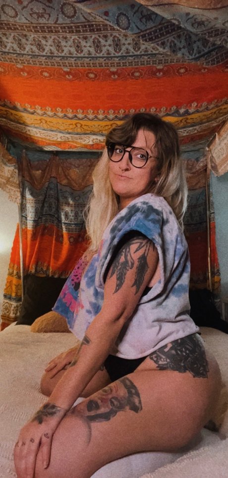 Midnight Mermaid model hd img