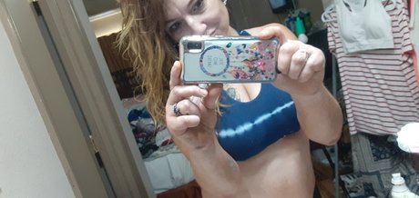 Jewelz Sweets nude model pictures