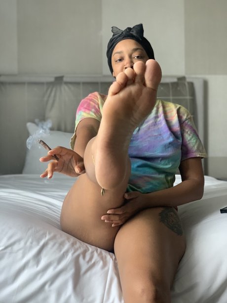 Hippytoesnsolesss hd star images