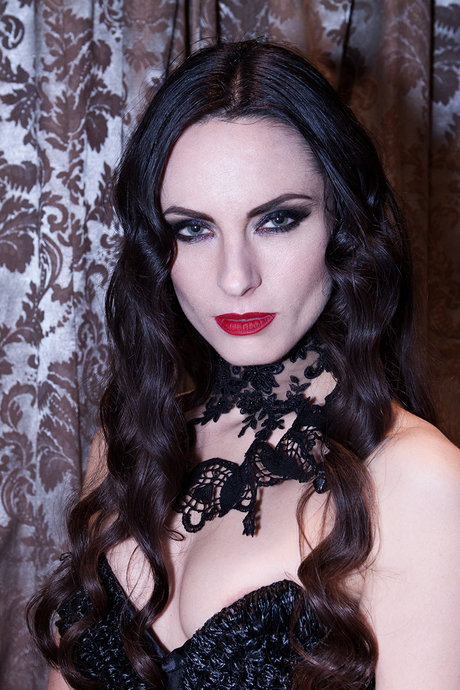 Mistress Firewolf model hot pictures