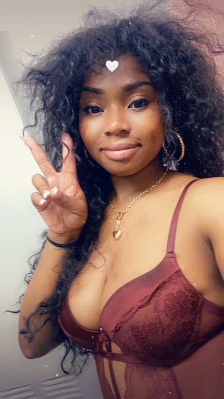 ALEXA DOM art star images