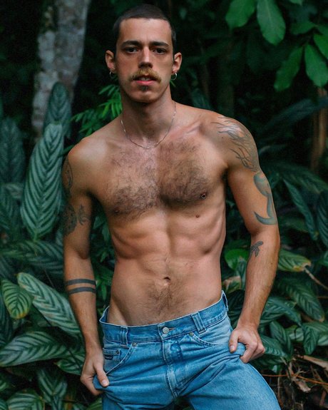 JotaB Free model erotic images