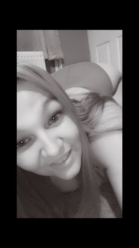 _CHUBBY WELSH BABE_ sex pornstar galleries