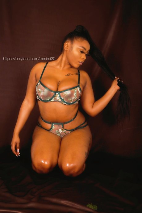 MMimi20 hd actress pics