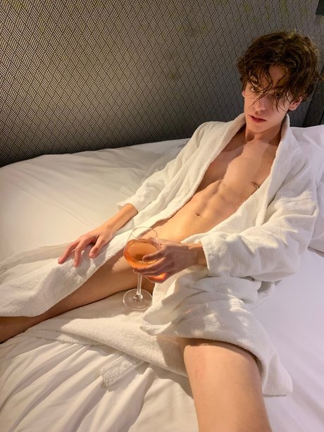 Gu Albuquerque model nudes galleries