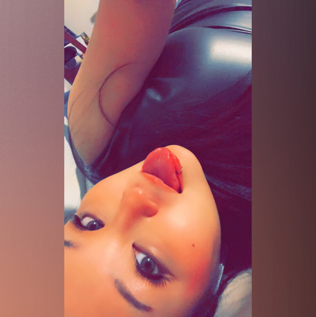 amateur mom onlyfans art nude photo