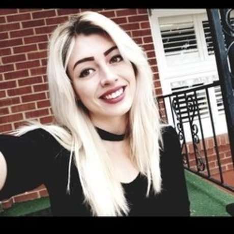 Mizzymay101 adult actress gallery