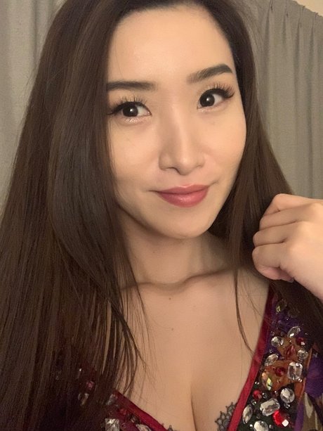 Mizuki Ogata porn actress images