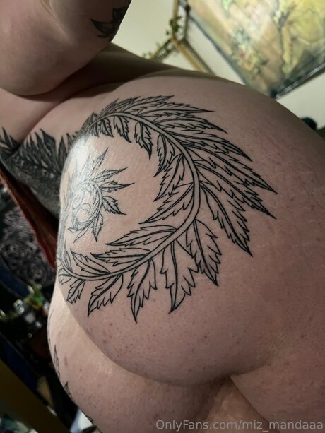 miz mandaaa nude actress photo