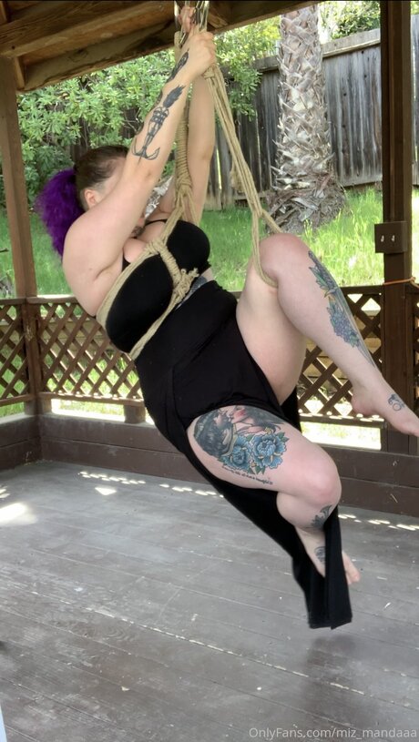 miz mandaaa nude pornstar pictures