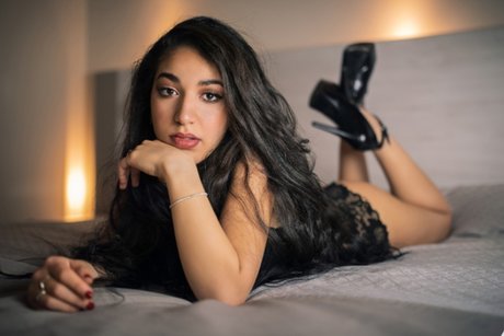 ILLARY hot pornstar photos