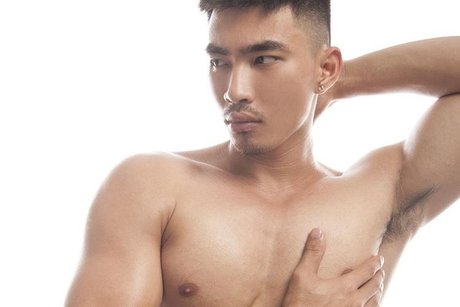 Shiren Huang exclusive star galleries