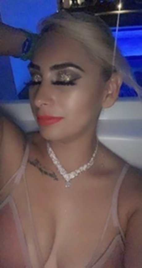 Karla Star free model image