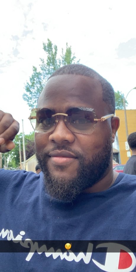 PAPER ESCOBAR WAWG free star photos