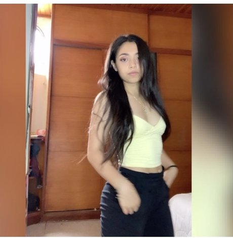 Karla Aura sex model img