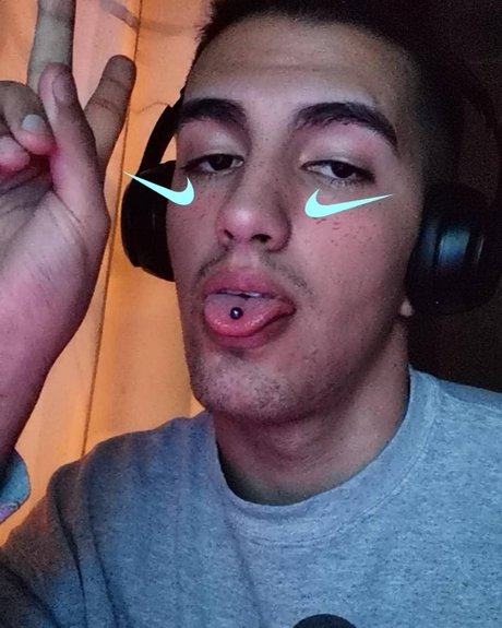 Javier VG sex model img