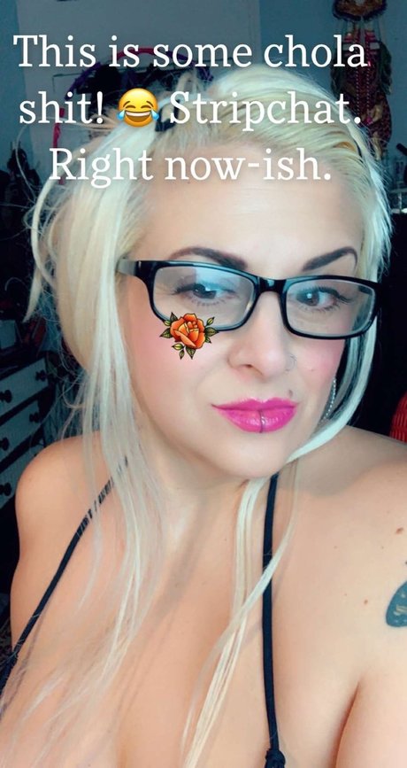 Kika Carolina model porn photos