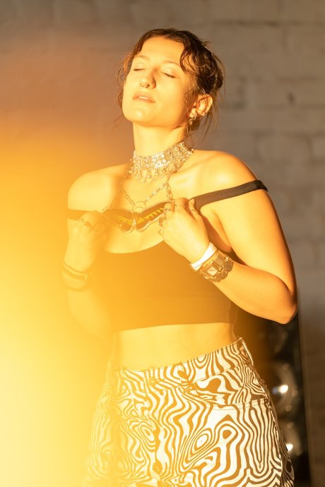 Mistress Mythra erotic actress galleries