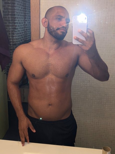 Morenohung hd star pics