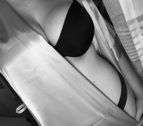 _MoonChild_ nudes model photos