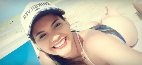 T ssia Fernanda_ pretty star galleries