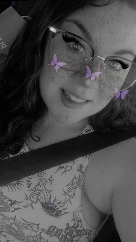 small onlyfans pornographic galleries