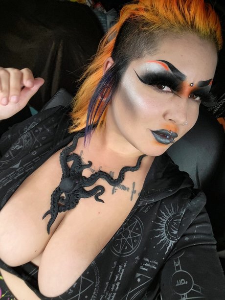 Moebot s temptation erotic model photo