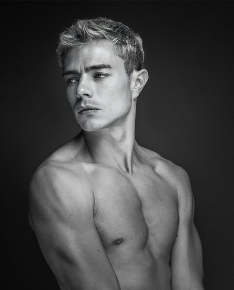 JAKE PRICE perfect star photo