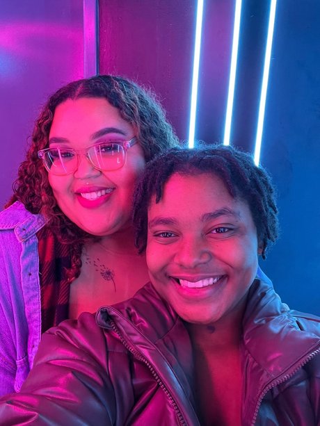 HoneyPotWives_ nice actress pics