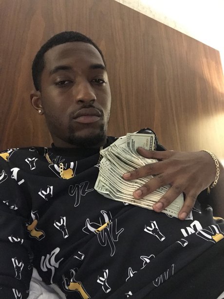 Slim Dunkin perfect star photo